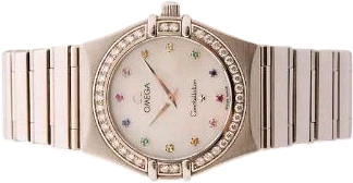 Title: Constellation stål med diamanter og ædelsten, quartz, 26 mm
Brand: Omega
Model: Constellation
Ref: 12767900
Category: Dress
Diameter: 26mm
Functions:
Year: 2010
Price: 19000
Condition: 8.0
Dial Color: Hvid
Strap: Metal
Case material: Stål
Gender: Dame
Match: 100.0%
Billedet er ejet af Bruun Rasmussen (628669) Et Omega ur