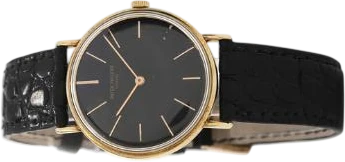 Titel: Calatrava i 14 kt. guld med sort skive
Mærke: Patek Philippe
Model: Calatrava
Ref.: 783323
Årgang:
Tilbehør:
Pris: 22.500 kr.
Diameter: 34mm
Funktioner:
Skivefarve: Sort
Rem: Læder
Kassemateriale: Guld
Kategori: Dress
Køn: Unisex
Match: 100.0%
Billedet ejes af Bruun Rasmussen (1138018) Et Patek Philippe ur