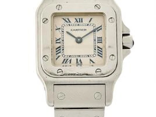 Title: Santos Galbée in steel, ref. 1565, quartz movement, 2000s
Brand: Cartier
Model: Santos Galbée
Ref: 1565
Category: Dress
Diameter: 24mm
Functions: Dato
Year: 2000
Price: 11000
Condition: undefined
Dial Color: Hvid
Strap: Metal
Case material: Stål
Gender: Dame
Match: 100.0%
Billedet er ejet af Bruun Rasmussen (417429) Et Cartier ur