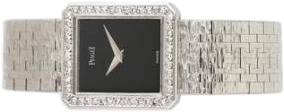 Titel: Protocole “Onyx” 18k hvidguld med diamanter, ref. 41545 A6
Mærke: Piaget
Model: Protocole Onyx
Ref.: 41545 A6
Kategori: Dress
Diameter: 20mm
Funktioner:
Årgang: 1970
Pris: 80000
Skivefarve: Sort
Rem: Metal
Kassemateriale: Guld
Køn: Dame
Match: 100.0%
Billedet ejes af Bruun Rasmussen (931934) Et Piaget ur