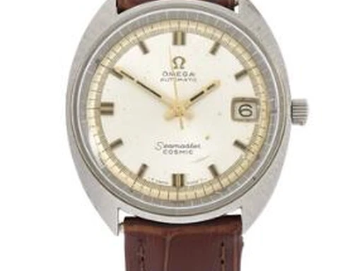 Title: Seamaster Cosmic stål ur med læderrem og dato, 1970'erne (New)
Brand: Omega
Model: Seamaster Cosmic
Ref: 166.026
Category: Dress
Diameter: 35mm
Functions: Dato
Year: 1970
Price: 6000
Condition: undefined
Dial Color: Hvid
Strap: Læder
Case material: Stål
Gender: Herre
Match: 100.0%
Billedet er ejet af Bruun Rasmussen (467499) Et Omega ur