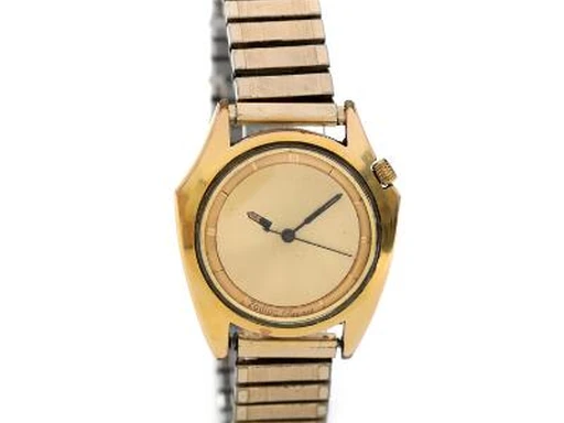 Title: Olynpus guldbelagt stål automatisk ur, Ø34 mm (New)
Brand: Zodiac
Model: Olynpus
Ref: 703-918
Category: Dress
Diameter: 34mm
Functions:
Year: null
Price: 2000
Condition: undefined
Dial Color: Gul
Strap: Andet
Case material: Stål
Gender: Herre
Match: 100.0%
Billedet er ejet af Bruun Rasmussen (467460) Et Zodiac ur