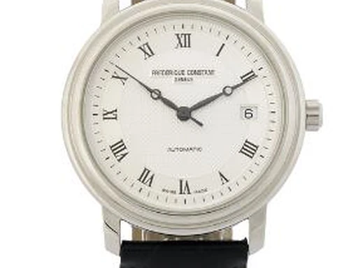 Title: Classics i stål, ref. FC-303MC3P6, automatisk med datovisning (New)
Brand: Frederique Constant
Model: Classics
Ref: FC-303MC3P6
Category: Dress
Diameter: 38mm
Functions: Dato
Year: 2013
Price: 6000
Condition: undefined
Dial Color: Hvid
Strap: Læder
Case material: Stål
Gender: Herre
Match: 100.0%
Billedet er ejet af Bruun Rasmussen (417514) Et Frederique Constant ur