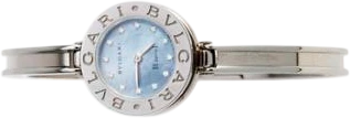 Title: Bulgari B.Zero1 of steel, ref. BZ 22 S, Quartz, 2004 (New)
Brand: Bvlgari
Model: B.Zero1
Ref: BZ 22 S
Category: Dress
Diameter: 22mm
Functions: Dato
Year: 2004
Price: 7000
Condition: 9.0
Dial Color: Blå
Strap: Andet
Case material: Stål
Gender: Dame
Match: 100.0%
Billedet er ejet af Bruun Rasmussen (904736) Et Bvlgari ur