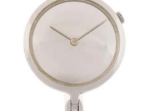 Title: Vivianna Torun Bülow-Hübe Bangle in Steel (New)
Brand: Georg Jensen
Model: Vivianna
Ref: 237
Category: Dress
Diameter: 26mm
Functions:
Year: 1990
Price: 2000
Condition: undefined
Dial Color: Hvid
Strap: Andet
Case material: Stål
Gender: Dame
Match: 100.0%
Billedet er ejet af Bruun Rasmussen (417444) Et Georg Jensen ur