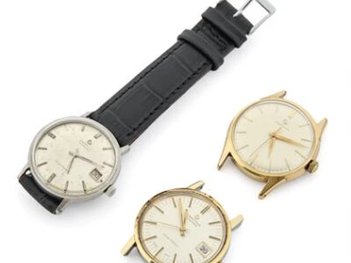 Title: 3 armbåndsure, 2 i guldbelagt stål og 1 i stål, mekaniske urværker 1950s-1960s
Brand: Certina
Model: 
Ref: null
Category: Dress
Diameter: nullmm
Functions: Dato
Year: 1950
Price: 2500
Condition: undefined
Dial Color: Hvid
Strap: Læder
Case material: Guld
Gender: Herre
Match: 100.0%
Billedet er ejet af Bruun Rasmussen (417416) Et Certina ur