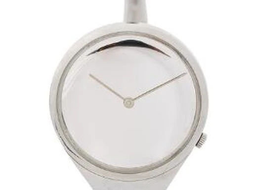Title: Torun bangle of steel, ref. 226, Quartz movement, 1990s (New)
Brand: Georg Jensen
Model: Torun bangle
Ref: 226
Category: Dress
Diameter: 33mm
Functions:
Year: 1990
Price: 2500
Condition: undefined
Dial Color: null
Strap: Andet
Case material: Stål
Gender: Dame
Match: 100.0%
Billedet er ejet af Bruun Rasmussen (467508) Et Georg Jensen ur