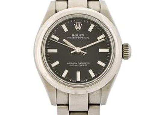 Title: Oyster Perpetual stål med mekanisk automatik, ref. 276200, 2021
Brand: Rolex
Model: Oyster Perpetual
Ref: 276200
Category: Dress
Diameter: 28mm
Functions: Dato
Year: 2021
Price: 37500
Condition: undefined
Dial Color: Sort
Strap: Metal
Case material: Stål
Gender: Dame
Match: 100.0%
Billedet er ejet af Bruun Rasmussen (417449) Et Rolex ur