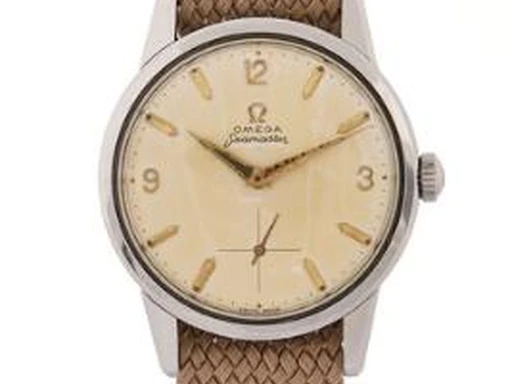 Title: Seamaster wristwatch in steel, ref. 14389-8 from 1959 (New)
Brand: Omega
Model: Seamaster
Ref: 14389-8
Category: Dress
Diameter: 35mm
Functions:
Year: 1959
Price: 3500
Condition: undefined
Dial Color: Gul
Strap: Andet
Case material: Stål
Gender: Herre
Match: 100.0%
Billedet er ejet af Bruun Rasmussen (317615) Et Omega ur