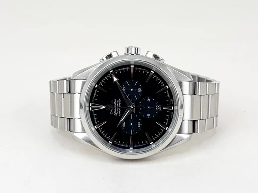 Title: Seamaster Aqua Terra chronograph
Brand: Omega
Model: Seamaster Aqua Terra Chronograph
Ref: 2512.50.00
Category: Sport
Diameter: 42mm
Functions: Kronograf, Dato
Year: 2006
Price: 19999
Condition: undefined
Dial Color: Sort
Strap: Metal
Case material: Stål
Gender: Herre
Match: 100.0%
Billedet er ejet af Chrono Collective (149145) Et Omega ur