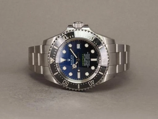 Title: Deepsea - D-Blue 116660 - 09/2019
Brand: Rolex
Model: Deepsea Sea-Dweller D-Blue
Ref: 116660
Category: Dykker
Diameter: 44mm
Functions: Dato
Year: 2019
Price: 87000
Condition: undefined
Dial Color: Blå
Strap: Metal
Case material: Stål
Gender: Herre
Match: 100.0%
Billedet er ejet af Chrono (367616) Et Rolex ur