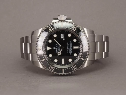 Title: Deepsea Sea-Dweller - 116660 - 4/2009 (New)
Brand: Rolex
Model: Deepsea Sea-Dweller
Ref: 116660
Category: Dykker
Diameter: 44mm
Functions: Dato
Year: 2009
Price: 60000
Condition: undefined
Dial Color: Sort
Strap: Metal
Case material: Stål
Gender: Herre
Match: 100.0%
Billedet er ejet af Chrono (315650) Et Rolex ur