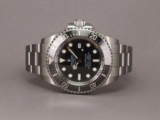 Title: Deepsea Sea-Dweller - 116660 - 4/2013
Brand: Rolex
Model: Deepsea Sea-Dweller
Ref: 116660
Category: Dykker
Diameter: 44mm
Functions: Dato
Year: 2013
Price: 62000
Condition: 8.0
Dial Color: Sort
Strap: Metal
Case material: Stål
Gender: Herre
Match: 100.0%
Billedet er ejet af Chrono (483568) Et Rolex ur