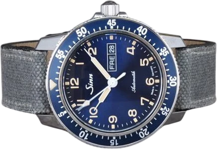 Title: Classic Pilot - on hold
Brand: Sinn
Model: Classic Pilot
Ref: 104 St Sa A B E
Category: Pilot
Diameter: 41mm
Functions: Dato, Ugedag
Year: 2020
Price: 15000
Condition: 8.0
Dial Color: Blå
Strap: Stof
Case material: Stål
Gender: Herre
Match: 100.0%
Billedet er ejet af Chrono (101253) Et Sinn ur