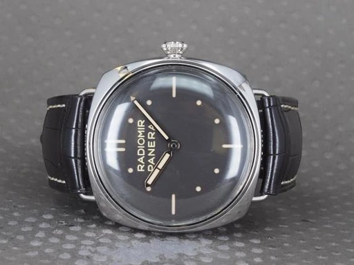 Title: Radiomir 3-Days Platin Limited Edition
Brand: Panerai
Model: Panerai Radiomir 3-Days Platin Limited Edition
Ref: PAM00373
Category: Dress
Diameter: 47mm
Functions:
Year: 2012
Price: 152000
Condition: undefined
Dial Color: Sort
Strap: Læder
Case material: Andet
Gender: Herre
Match: 100.0%
Billedet er ejet af Chrono (101309) Et Panerai ur