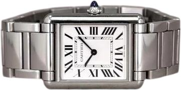 Titel: Tank Must de Cartier - WSTA0052 (Nyhed)
Mærke: Cartier
Model: Tank Must de Cartier
Ref.: WSTA0052
Årgang: 2021
Tilbehør: Boks og Papirer
Stand: 8.0 (Brugt)
Pris: 26.000 kr.
Diameter: 33mm
Funktioner: Dato
Skivefarve: Hvid
Rem: Metal
Kassemateriale: Stål
Kategori: Dress
Køn: Unisex
Match: 100.0%
Billedet ejes af Chrono (1030598) Et Cartier ur