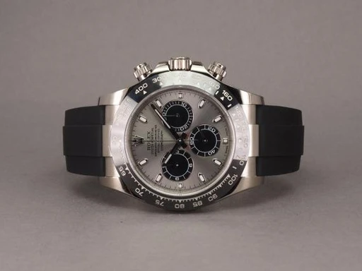 Title: Daytona WG - on hold
Brand: Rolex
Model: Daytona WG
Ref: 116519LN
Category: Racing
Diameter: 40mm
Functions: Kronograf
Year: 2018
Price: 255000
Condition: undefined
Dial Color: Grå
Strap: Andet
Case material: Guld
Gender: Herre
Match: 100.0%
Billedet er ejet af Chrono (286549) Et Rolex ur