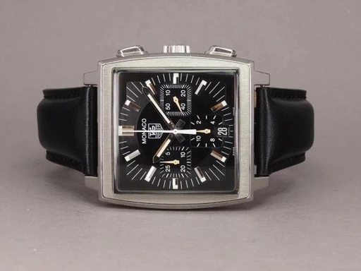 Title: Monaco CW2111
Brand: Tag Heuer
Model: Monaco
Ref: CW2111
Category: Racing
Diameter: 38mm
Functions: Kronograf, Dato
Year: 2002
Price: 19000
Condition: 8.0
Dial Color: Sort
Strap: Læder
Case material: Stål
Gender: Herre
Match: 100.0%
Billedet er ejet af Chrono (492618) Et Tag Heuer ur