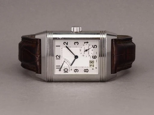 Title: Reverso Grande Date Q3008420 (New)
Brand: Jaeger-LeCoultre
Model: Reverso Grande Date
Ref: Q3008420
Category: Dress
Diameter: 29mm
Functions: Dato
Year: 2009
Price: 58000
Condition: 8.0
Dial Color: Hvid
Strap: Læder
Case material: Stål
Gender: Herre
Match: 100.0%
Billedet er ejet af Chrono (543849) Et Jaeger-LeCoultre ur