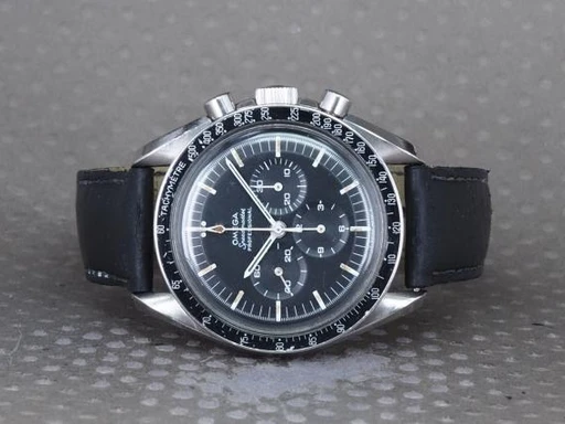Title: Speedmaster 145.012-67 SP
Brand: Omega
Model: Speedmaster Pro Cal. 321
Ref: 145.012.67ST
Category: Racing
Diameter: 42mm
Functions: Kronograf
Year: 1967
Price: 55000
Condition: undefined
Dial Color: Sort
Strap: Læder
Case material: Stål
Gender: Herre
Match: 100.0%
Billedet er ejet af Chrono (101282) Et Omega ur