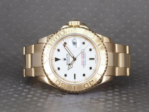 Title: Yacht-Master 40mm 18K 16628 - DK
Brand: Rolex
Model: Yacht-Master 18K
Ref: 16628
Category: Sport
Diameter: 40mm
Functions: Dato
Year: 2000
Price: 175000
Condition: undefined
Dial Color: Hvid
Strap: Metal
Case material: Guld
Gender: Herre
Match: 100.0%
Billedet er ejet af Chrono (101272) Et Rolex ur