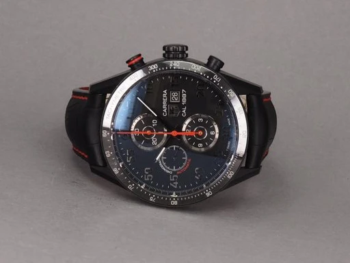 Title: Carrera Cal 1887 - CAR2A80
Brand: Tag Heuer
Model: Chronograph Calibre 1887
Ref: CAR2A80.
Category: Racing
Diameter: 43mm
Functions: Kronograf, Dato
Year: 2016
Price: 22000
Condition: undefined
Dial Color: Sort
Strap: Læder
Case material: Titanium
Gender: Herre
Match: 100.0%
Billedet er ejet af Chrono (101222) Et Tag Heuer ur