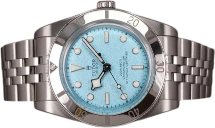 Title: Black Bay 54 Lagoon Blue
Brand: Tudor
Model: Black Bay 54 Lagoon Blue
Ref: M79000-0001
Category: Dykker
Diameter: 37mm
Functions: Dato
Year: 2025
Price: 34000
Condition: 9.0
Dial Color: Blå
Strap: Metal
Case material: Stål
Gender: Herre
Match: 100.0%
Billedet er ejet af Chrono (559462) Et Tudor ur