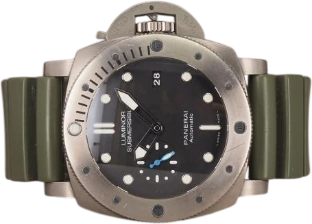 Titel: Submersible Titan PAM01305 (Nyhed)
Mærke: Panerai
Model: Luminor Submersible Titan
Ref.: PAM01305
Årgang: 2019
Tilbehør: Boks og Papirer
Stand: 8.0 (Brugt)
Pris: 43.000 kr.
Diameter: 47mm
Funktioner: Dato
Skivefarve: Sort
Rem: Gummi
Kassemateriale: Titanium
Kategori: Dykker
Køn: Herre
Match: 100.0%
Billedet ejes af Chrono (1147572) Et Panerai ur