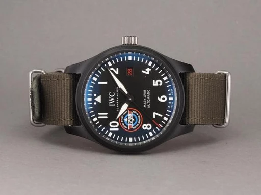 Title: Pilots Top Gun Mark XVIII - IW324712 (New)
Brand: IWC
Model: Top Gun Mark XVIII
Ref: IW324712
Category: Pilot
Diameter: 40mm
Functions: Dato
Year: 2022
Price: 38000
Condition: undefined
Dial Color: Sort
Strap: Andet
Case material: Stål
Gender: Herre
Match: 100.0%
Billedet er ejet af Chrono (445453) Et IWC ur