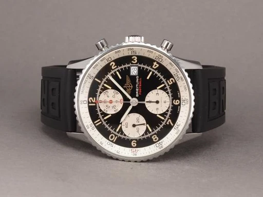 Title: Old Navitimer Football
Brand: Breitling
Model: Old Navitimer Football Special Edition
Ref: 81610
Category: Sport
Diameter: 41mm
Functions: Dato, Kronograf
Year: null
Price: 22000
Condition: undefined
Dial Color: Sort
Strap: Gummi
Case material: Stål
Gender: Herre
Match: 100.0%
Billedet er ejet af Chrono (100984) Et Breitling ur
