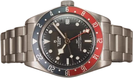 Titel: Black Bay GMT 79830RB (Nyhed)
Mærke: Tudor
Model: Black Bay GMT
Ref.: 79830RB
Årgang: 2023
Tilbehør: Boks og Papirer
Stand: 8.0 (Brugt)
Pris: 26.000 kr.
Diameter: 41mm
Funktioner: GMT, Dato
Skivefarve: Sort
Rem: Metal
Kassemateriale: Stål
Kategori: Sport
Køn: Herre
Match: 100.0%
Billedet ejes af Chrono (1098516) Et Tudor ur