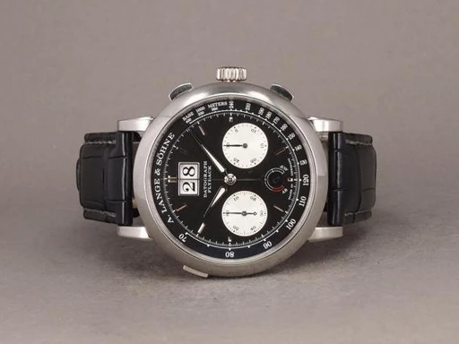 Title: Datograph 405.035
Brand: A. Lange & Söhne
Model: Datograph UP/DOWN
Ref: 405.035
Category: Racing
Diameter: 41mm
Functions: Kronograf, Dato
Year: 2016
Price: 550000
Condition: undefined
Dial Color: Sort
Strap: Læder
Case material: Andet
Gender: Herre
Match: 100.0%
Billedet er ejet af Chrono (125652) Et A. Lange & Söhne ur