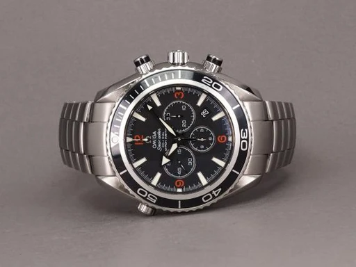 Title: Seamaster Planet Ocean 2210.51.00
Brand: Omega
Model: Seamaster Planet Ocean Chronograph
Ref: 2201.51.00
Category: Dykker
Diameter: 45mm
Functions: Kronograf, Dato
Year: 2010
Price: 29000
Condition: 8.0
Dial Color: Sort
Strap: Metal
Case material: Stål
Gender: Herre
Match: 100.0%
Billedet er ejet af Chrono (499136) Et Omega ur