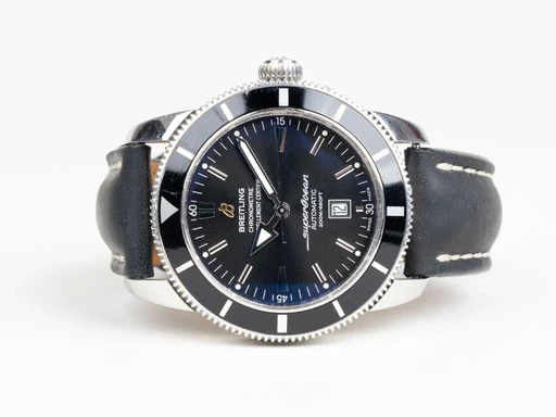 Title: Superocean Heritage 46
Brand: Breitling
Model: Superocean Heritage 46
Ref: A17320
Category: Dykker
Diameter: 46mm
Functions: Dato
Year:
Price: 15999
Condition: 7.0
Dial Color: Sort
Strap: Læder
Case material: Stål
Gender: Herre
Match: 100.0%
Billedet er ejet af Chrono Collective (471980) Et Breitling ur