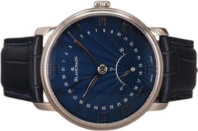 Titel: Villeret Ultraplate WG (Nyhed)
Mærke: Blancpain
Model: Villeret Ultraplate
Ref.: 6653Q-1529
Kategori: Dress
Diameter: 40mm
Funktioner: Dato
Årgang: 2021
Pris: 105000
Stand: 9.0 (Brugt)
Skivefarve: Blå
Rem: Læder
Kassemateriale: Guld
Køn: Herre
Match: 100.0%
Billedet ejes af Chrono (972250) Et Blancpain ur