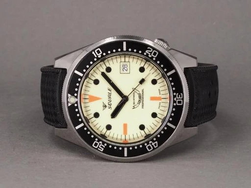 Title: Atmos 1521 Full Lume
Brand: Squale
Model: 1521
Ref: 1521-026
Category: Dykker
Diameter: 42mm
Functions: Dato
Year: 2020
Price: 7000
Condition: undefined
Dial Color: Gul
Strap: Andet
Case material: Stål
Gender: Herre
Match: 100.0%
Billedet er ejet af Chrono (101207) Et Squale ur