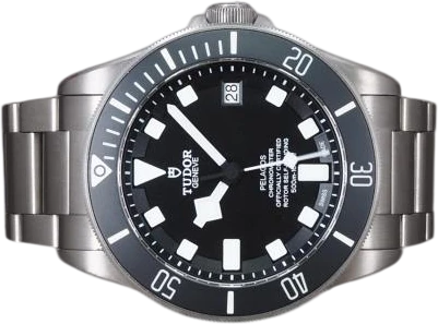 Title: Pelagos 25600TN - 9/2019
Brand: Tudor
Model: Pelagos
Ref: 25600TN
Category: Dykker
Diameter: 42mm
Functions: Dato
Year: 2019
Price: 31000
Condition: 8.0
Dial Color: Sort
Strap: Metal
Case material: Titanium
Gender: Herre
Match: 100.0%
Billedet er ejet af Chrono (101248) Et Tudor ur