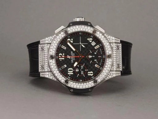 Title: Big Bang Pavé (New)
Brand: Hublot
Model: Hublot Big Bang Pavé
Ref: 342.SX.130.RX.174
Category: Sport
Diameter: 41mm
Functions: Kronograf, Dato
Year: 2013
Price: 95000
Condition: undefined
Dial Color: Sort
Strap: Andet
Case material: Stål
Gender: Herre
Match: 100.0%
Billedet er ejet af Chrono (445454) Et Hublot ur