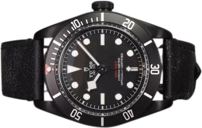 Title: Heritage Black Bay Dark - 79230DK
Brand: Tudor
Model: Black Bay Dark
Ref: 79230DK
Category: Dykker
Diameter: 41mm
Functions: Dato
Year: 2021
Price: 24000
Condition: 8.0
Dial Color: Sort
Strap: Læder
Case material: Stål
Gender: Herre
Match: 100.0%
Billedet er ejet af Chrono (463095) Et Tudor ur
