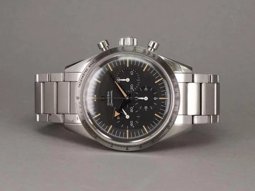 Title: Speedmaster 57 Trilogy - DK sæt
Brand: Omega
Model: Speedmaster 57 Trilogy
Ref: 311.10.39.30.01.001
Category: Racing
Diameter: 38mm
Functions: Kronograf
Year: 2022
Price: 55000
Condition: 8.0
Dial Color: Sort
Strap: Metal
Case material: Stål
Gender: Herre
Match: 100.0%
Billedet er ejet af Chrono (426850) Et Omega ur