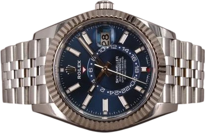 Titel: Sky-Dweller 326934 - 5/2023
Mærke: Rolex
Model: Sky-Dweller
Ref.: 326934
Kategori: Dress
Diameter: 42mm
Funktioner: Dato, GMT
Årgang: 2023
Pris: 142000
Stand: 8.0 (Brugt)
Skivefarve: Blå
Rem: Metal
Kassemateriale: Stål
Køn: Herre
Match: 100.0%
Billedet ejes af Chrono (929978) Et Rolex ur