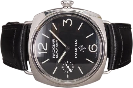 Title: Radiomir Black Seal PAM380
Brand: Panerai
Model: Radiomir Black Seal 8 Days
Ref: PAM00380
Category: Dress
Diameter: 45mm
Functions:
Year: 2018
Price: 30000
Condition: 8.0
Dial Color: Sort
Strap: Læder
Case material: Stål
Gender: Herre
Match: 100.0%
Billedet er ejet af Chrono (101126) Et Panerai ur