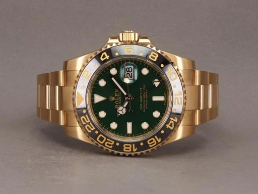 Title: GMT - Money Dial - 116718LN - NOS (New)
Brand: Rolex
Model: GMT-Master II 18K
Ref: 116718LN
Category: Pilot
Diameter: 40mm
Functions: GMT, Dato
Year: 2016
Price: 280000
Condition: 10.0
Dial Color: Grøn
Strap: Metal
Case material: Guld
Gender: Herre
Match: 100.0%
Billedet er ejet af Chrono (552872) Et Rolex ur