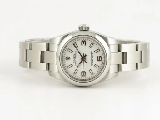 Title: Oyster Lady 176200
Brand: Rolex
Model: Oyster Perpetual Lady
Ref: 176200
Category: Dress
Diameter: 26mm
Functions: Dato
Year: 2007
Price: 32990
Condition: undefined
Dial Color: Hvid
Strap: Metal
Case material: Stål
Gender: Dame
Match: 100.0%
Billedet er ejet af Dreamwatch (280453) Et Rolex ur