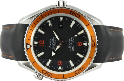 Et Omega ur