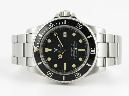 Title: Sea Dweller - 16660
Brand: Rolex
Model: SeaDweller
Ref: 16660
Category: Dykker
Diameter: 40mm
Functions: Dato
Year: 1984
Price: 104990
Condition: 8.0
Dial Color: Sort
Strap: Metal
Case material: Stål
Gender: Herre
Match: 100.0%
Billedet er ejet af Dreamwatch (280456) Et Rolex ur