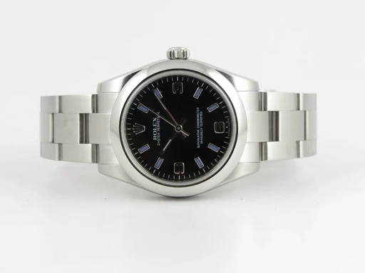 Title: Oyster Perpetual 31
177200
Brand: Rolex
Model: Oyster Perpetual 31
Ref: 177200
Category: Dress
Diameter: 31mm
Functions:
Year: 2008
Price: 32990
Condition: 9.0
Dial Color: Sort
Strap: Metal
Case material: Stål
Gender: Dame
Match: 100.0%
Billedet er ejet af Dreamwatch (452882) Et Rolex ur