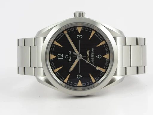 Title: Seamaster Railmaster
Brand: Omega
Model: Seamaster Railmaster
Ref: 22010402001001
Category: Dress
Diameter: 40mm
Functions: Dato
Year: 2018
Price: 25990
Condition: undefined
Dial Color: Sort
Strap: Metal
Case material: Stål
Gender: Herre
Match: 100.0%
Billedet er ejet af Dreamwatch (443900) Et Omega ur