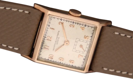 Title: “The American”
Brand: Vacheron Constantin
Model: The American
Ref: null
Category: Dress
Diameter: 25mm
Functions:
Year: 1935
Price: 36000
Condition: 9.5
Dial Color: Sølv
Strap: Læder
Case material: Guld
Gender: Dame
Match: 100.0%
Billedet er ejet af ETP Watches (155483) Et Vacheron Constantin ur