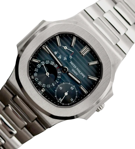 Title: Nautilus Ref. 3712
Brand: Patek Philippe
Model: Nautilus Ref. 3712/1A-001
Ref: 3712/1A-001
Category: Dress
Diameter: 40mm
Functions: Dato, Månefase, Ugedag
Year: 2005
Price:
Condition: 10.0
Dial Color: Blå
Strap: Metal
Case material: Stål
Gender: Herre
Match: 100.0%
Billedet er ejet af ETP Watches (155458) Et Patek Philippe ur